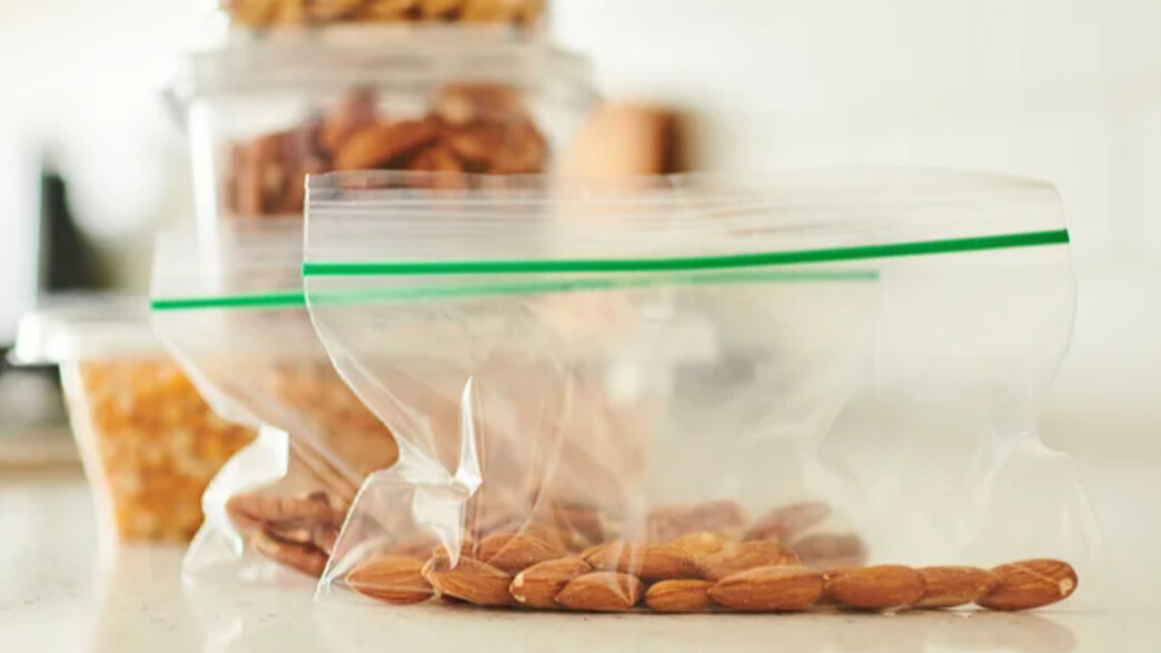 שקיות ניילון עם סגירה חוזרת שקיות ניילון עם סגירה חוזרת