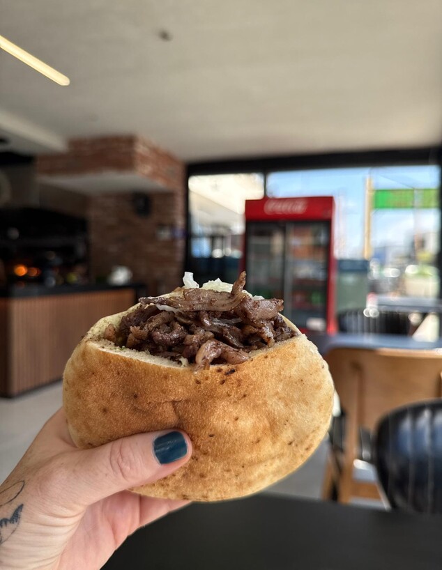 המנה בפיתה - BBQ מיראז'