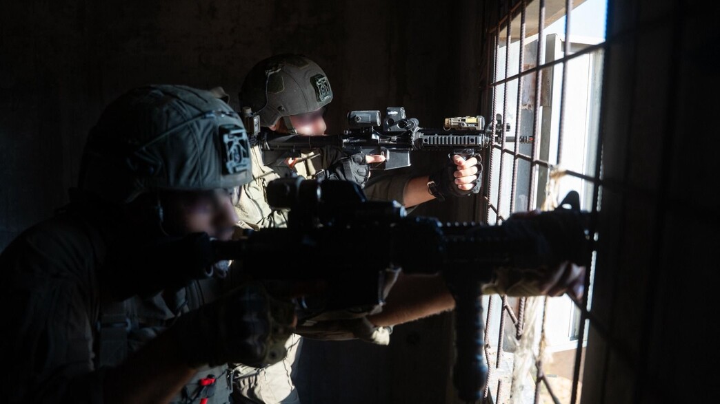 יחידת דובדבן בפעולה