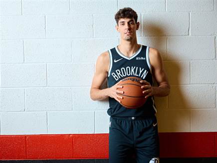 Photo by Zach Barron/NBAE via Getty Images) (צילום: ספורט 5)