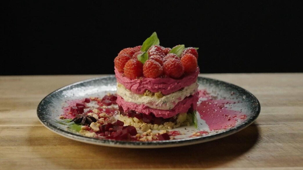 שכבות קרמבל, קרם סלק ומוס בזיליקום פסיפלורה - סימי