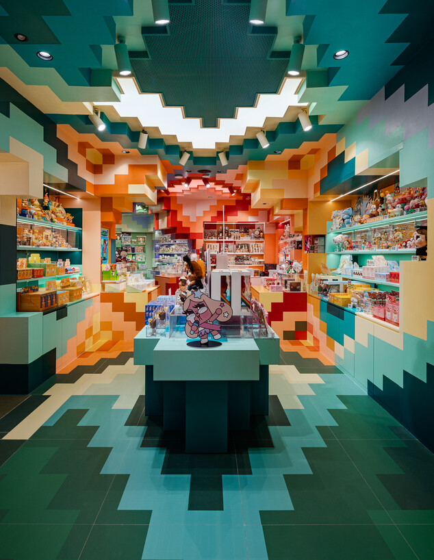 פופ מארט קומה שנייה:A fantastical passage inside a Dream Cube פופ מארט קומה שנייה:A fantastical passage inside a Dream Cube