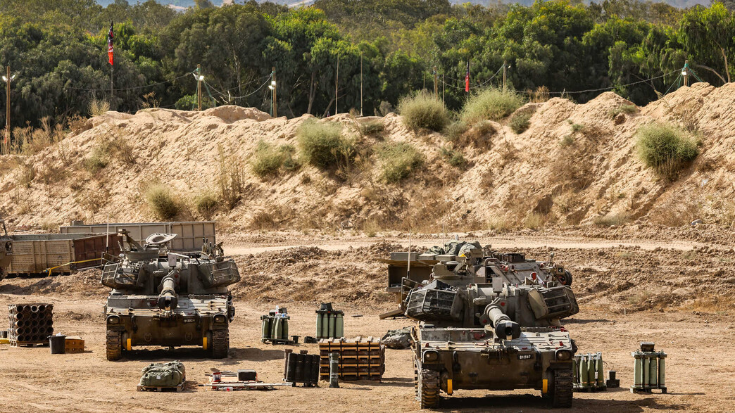 כוחות צה"ל סמוך לגבול עם עזה כוחות צה"ל סמוך לגבול עם עזה