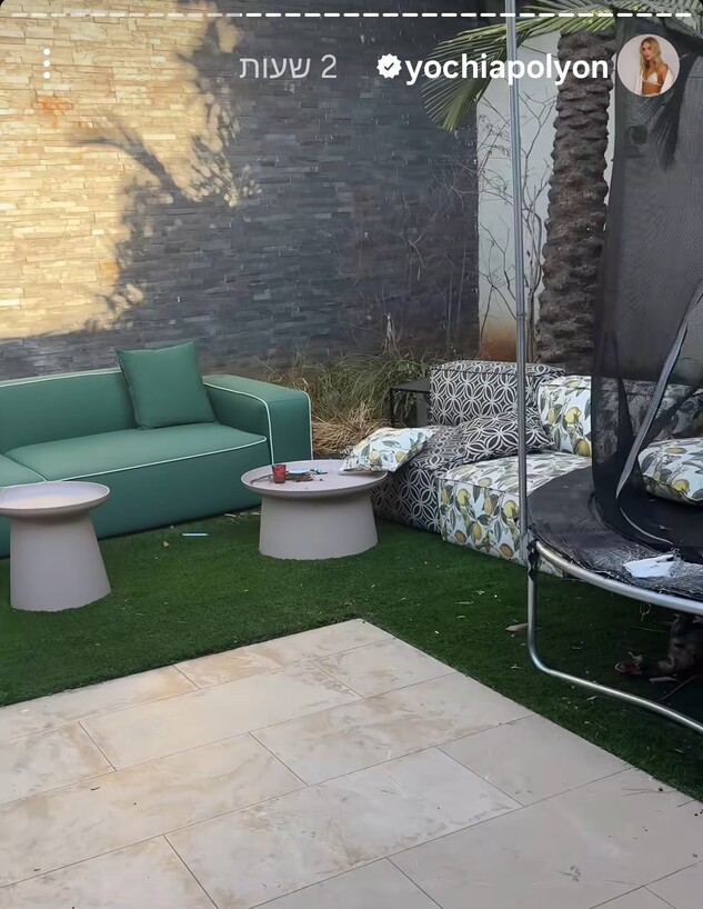 מציצים יוכי אפוליאון