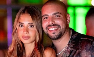 רום שמיר ובת הזוג בר מלכה (צילום: עידו ניתאי פלאש)
