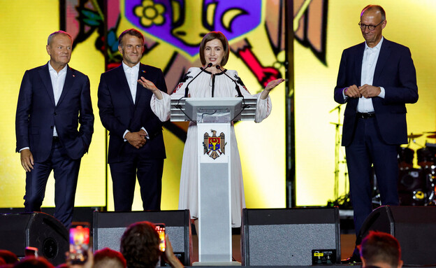 מנהיגי צרפת, גרמניה ופולין עם נשיאת מולדובה בקישינ