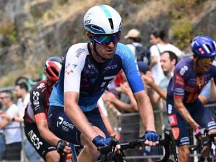 ישראל פרמייר טק נתונה ללחצים (צילום: ספורט 5)