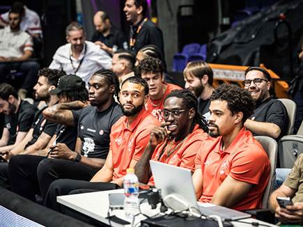 (עודד קרני) (צילום: ספורט 5)