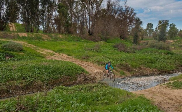 שביל אופניים נחל שמריה סובב אופקים שביל אופניים נחל שמריה סובב אופקים