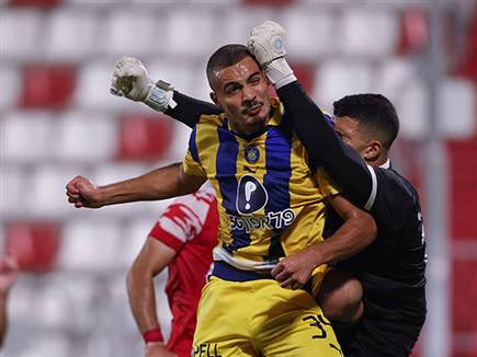 הפנדל הראשון שלא נשרק על אבו פרחי (מאור אלקסלסי)