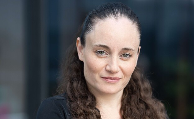 נגה הנדלר נגה הנדלר