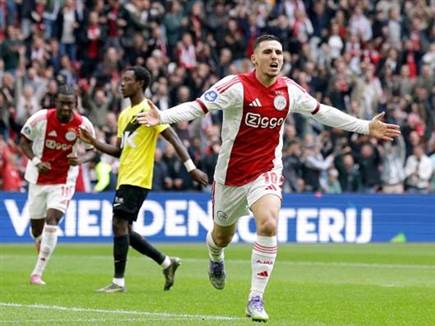 (Photo by Jeroen van den Berg /Soccrates/Getty Images) (צילום: ספורט 5)