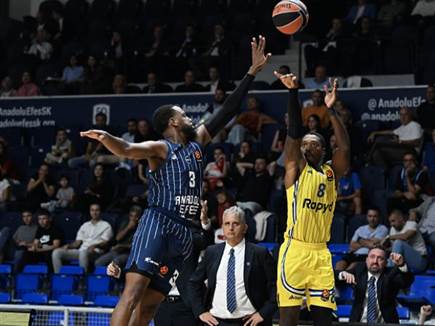 (Savo Prelevic/Euroleague Basketball via Getty Images)