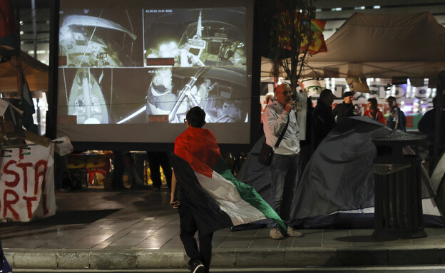 הפגנה ברומא פרו-פלסטינית לאחר מעצר הפעילים במשט
