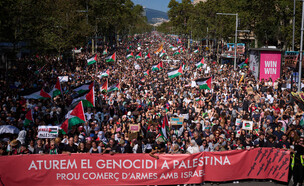 הפגנות אנטי ישראליות בספרד (צילום: AP)
