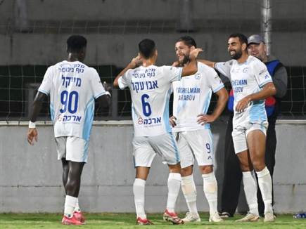 וחטף את 3 הנקודות (ברני ארדוב)