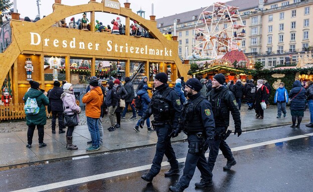שוטרים גרמניה כריסמס דרזדן שוטרים גרמניה כריסמס דרזדן