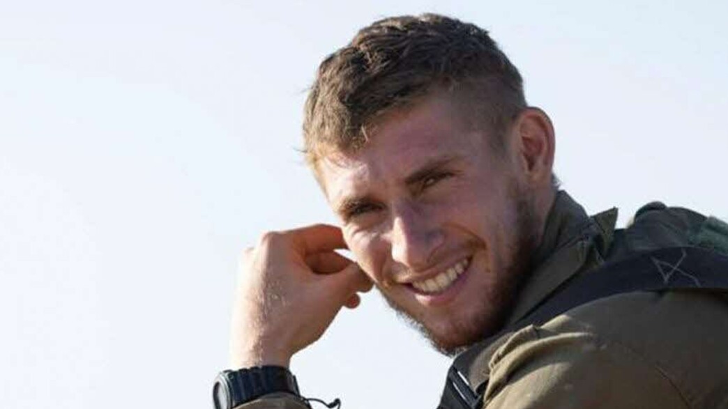 בתים מבפנים ענר שפירא זל בתים מבפנים ענר שפירא זל