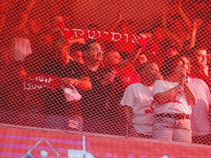 “אוהדי מכבי נתנו לי מוטיבציה לבנות סופר טים“. ינאי ביציע הפועל בדר