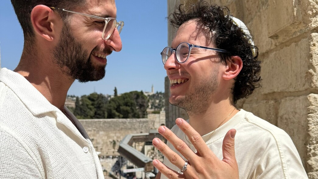 שחר טבוך ואמיר אהרון שחר טבוך ואמיר אהרון