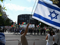 הפגנה פרו פלסטינית ישראלית ברלין גרמניה אנטישמיות