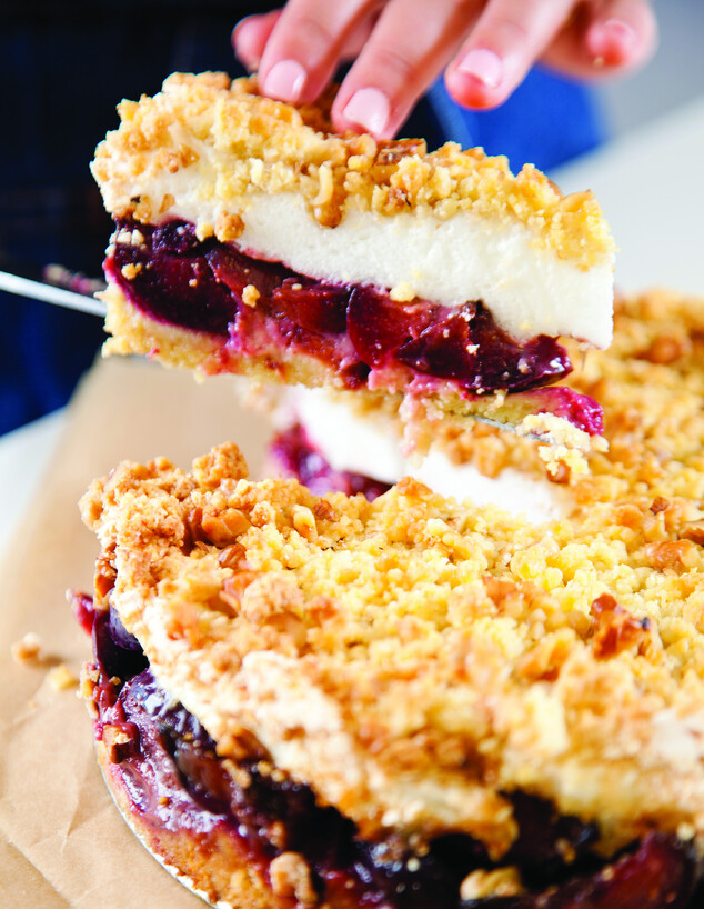 עוגת שזיפים של פעם עוגת שזיפים של פעם