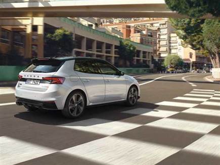 חזקה יותר, מהירה יותר, מונמכת יותר (צילום: ספורט 5)