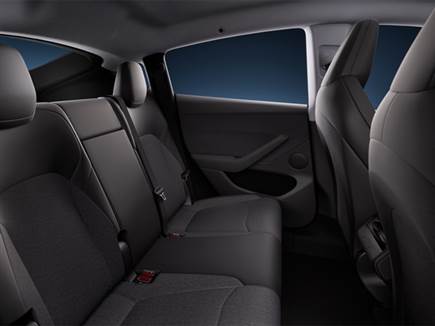 להתראות למסך המגע מאחור ולתאורת האווירה. ומה קרה לגג הפנורמי?