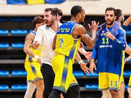 (יעל אמסילי מנהלת ליגה לאומית Winner) (צילום: ספורט 5)