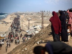 עם אישור ישראלי: משפחות של מחבלי חמאס נוטשות את עזה