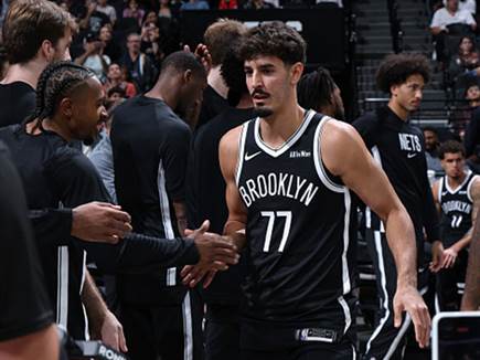 (Photo by David L. Nemec/NBAE via Getty Images) (צילום: ספורט 5)