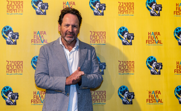  במאי הסרט הדוקומנטרי "הדרך בינינו: החילוץ האולטימטיבי"