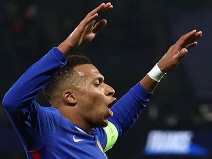 מתקרב לפסגה. אמבפה (GETTY) (צילום: ספורט 5)