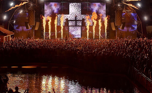 מועדון ה"אושויה", איביזה (צילום: The Night League)