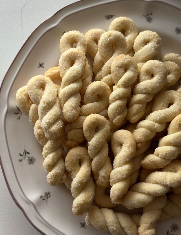 עוגיות חמאה נימוחות של חנושה