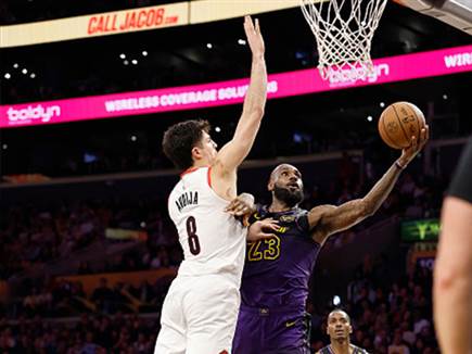 “כיף להתסיס אותו“ (Photo by Ronald Martinez/Getty Images) “כיף להתסיס אותו“ (Photo by Ronald Martinez/Getty Images)