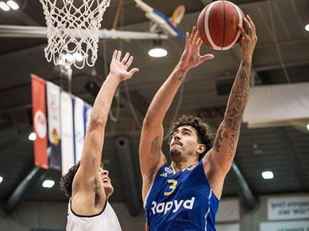 (ספי מגריזו) (צילום: ספורט 5)