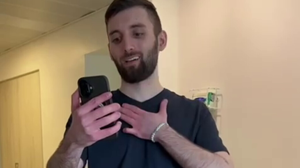 מתן אנגרסט בשיחה עם עומר אדם