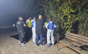 זירת הרצח בתל אביב (צילום: דוברות המשטרה)