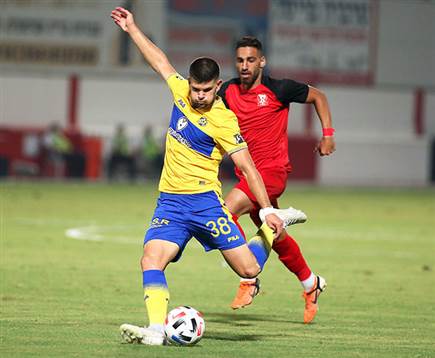 “עשה טעות“ (אלן שיבר) (צילום: ספורט 5)