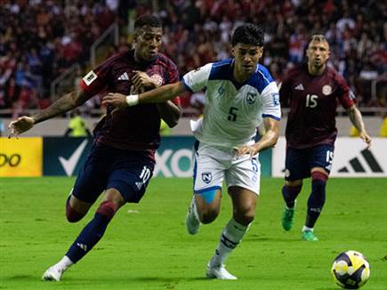 (Photo by EZEQUIEL BECERRA / AFP) (Photo by EZEQUIEL BECERRA/AFP v (צילום: ספורט 5)