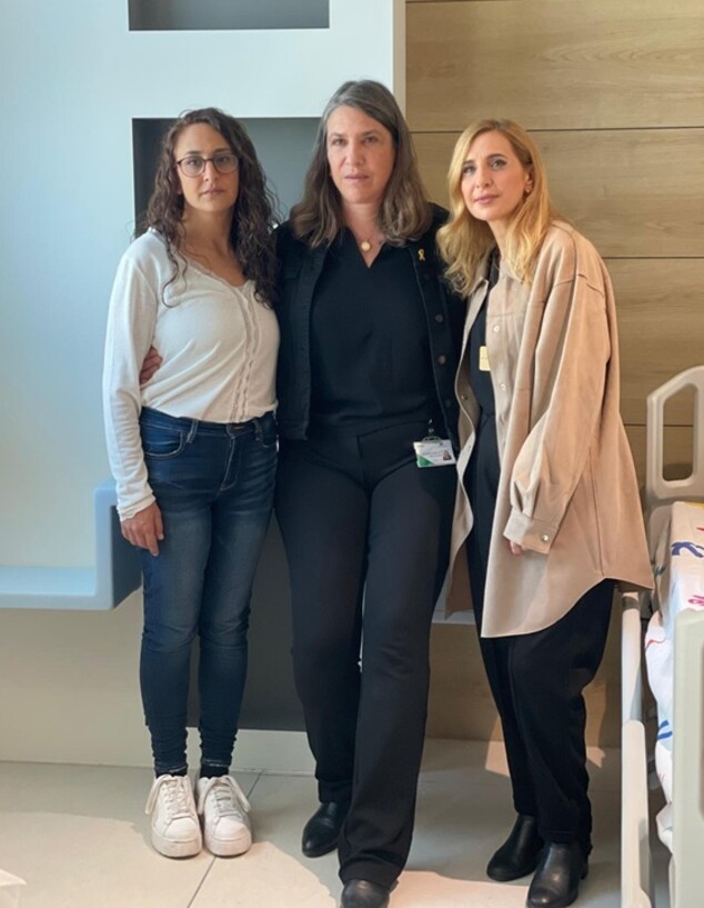 דניאל אלוני, פרופ' אפרת ברון הרלב ושרון קוניו דניאל אלוני, פרופ' אפרת ברון הרלב ושרון קוניו