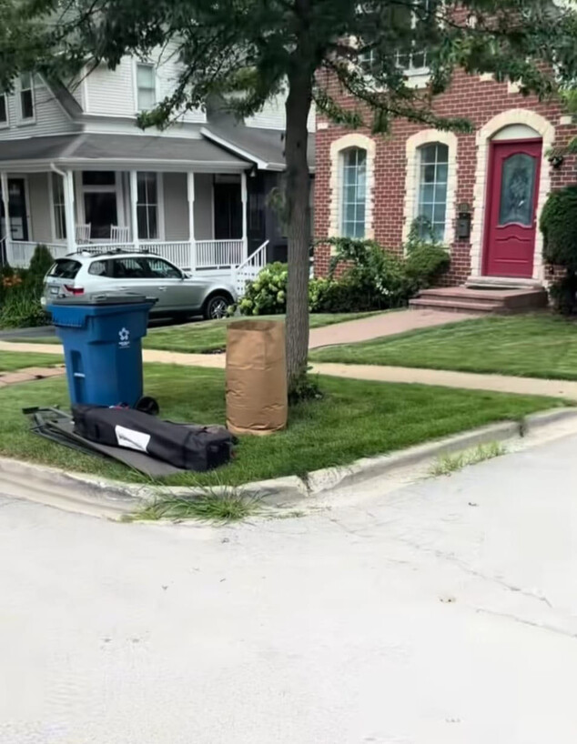 זבל של עשירים סככה זבל של עשירים סככה