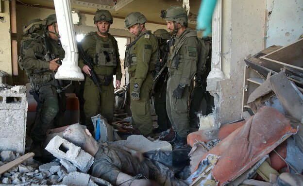 תמונה חדשה מחיסול סינוואר (צילום: תערוכת צה״ל לציון שנתיים למלחמה)