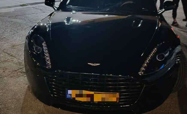 הרכב שנתפס (צילום: דוברות המשטרה)