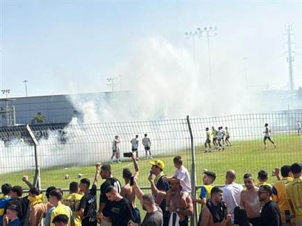 כאלף אוהדים