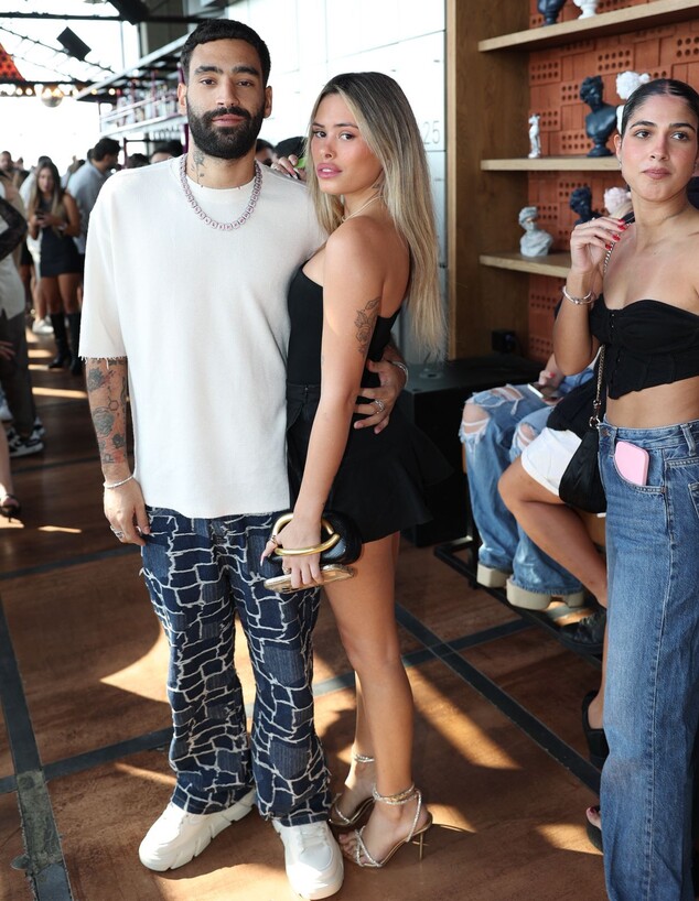 נתנאל דהאן עם בת הזוג החדשה ליאור נחשוני