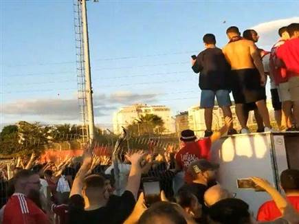 בטירוף שלהם