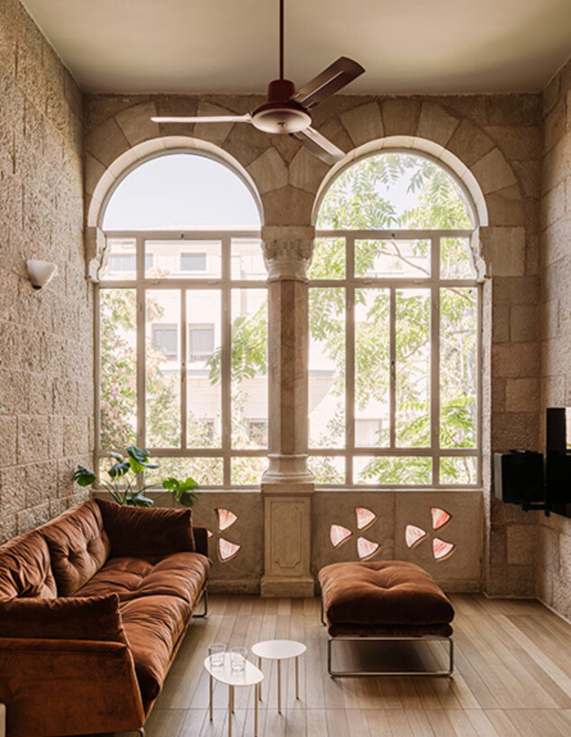 בית בבקעה חלל ציבורי סטודיו Madeux  בית בבקעה חלל ציבורי סטודיו Madeux