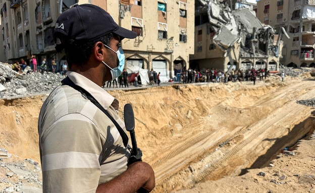 הפעולות של חמאס לחילוץ החללים החטופים (צילום: Reuters)